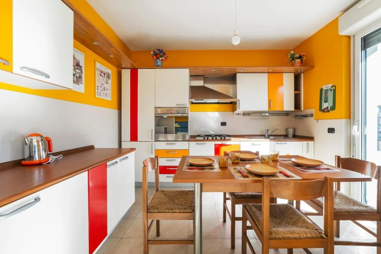 Milano Rogoredo Apartment With Garage Italy
